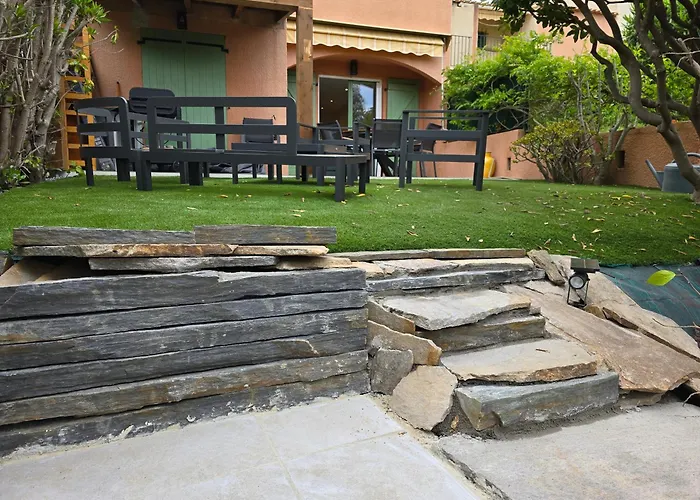 Semesterbostad Le Mazet De Sophia Le Lavandou