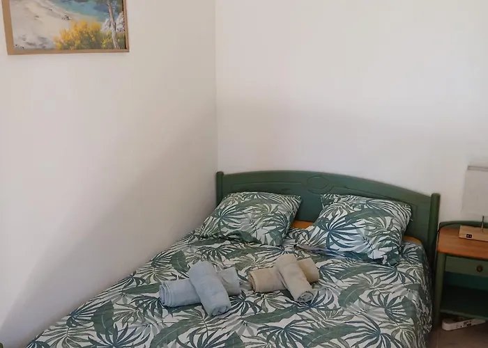 Le Mazet De Sophia * 勒拉旺杜